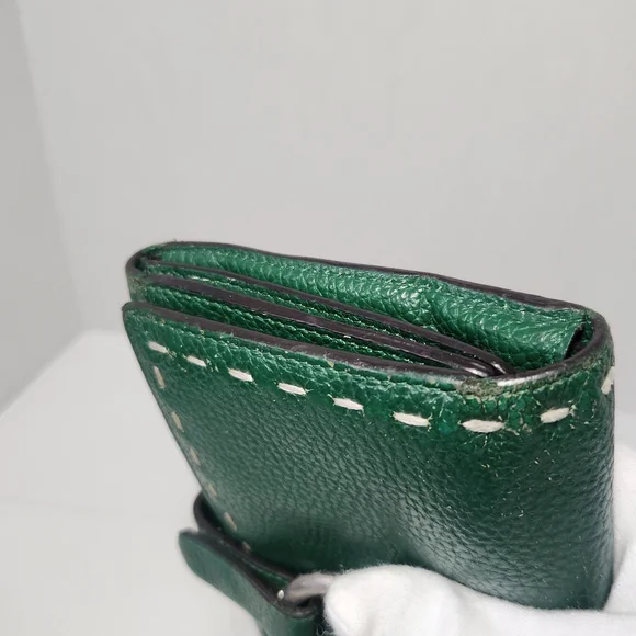 Bcbgmaxazria Large Green Leather Wallet - Picture 8 of 16